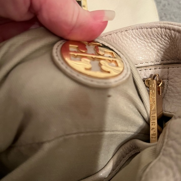 Tory Burch Crossbody - Picture 3 of 15